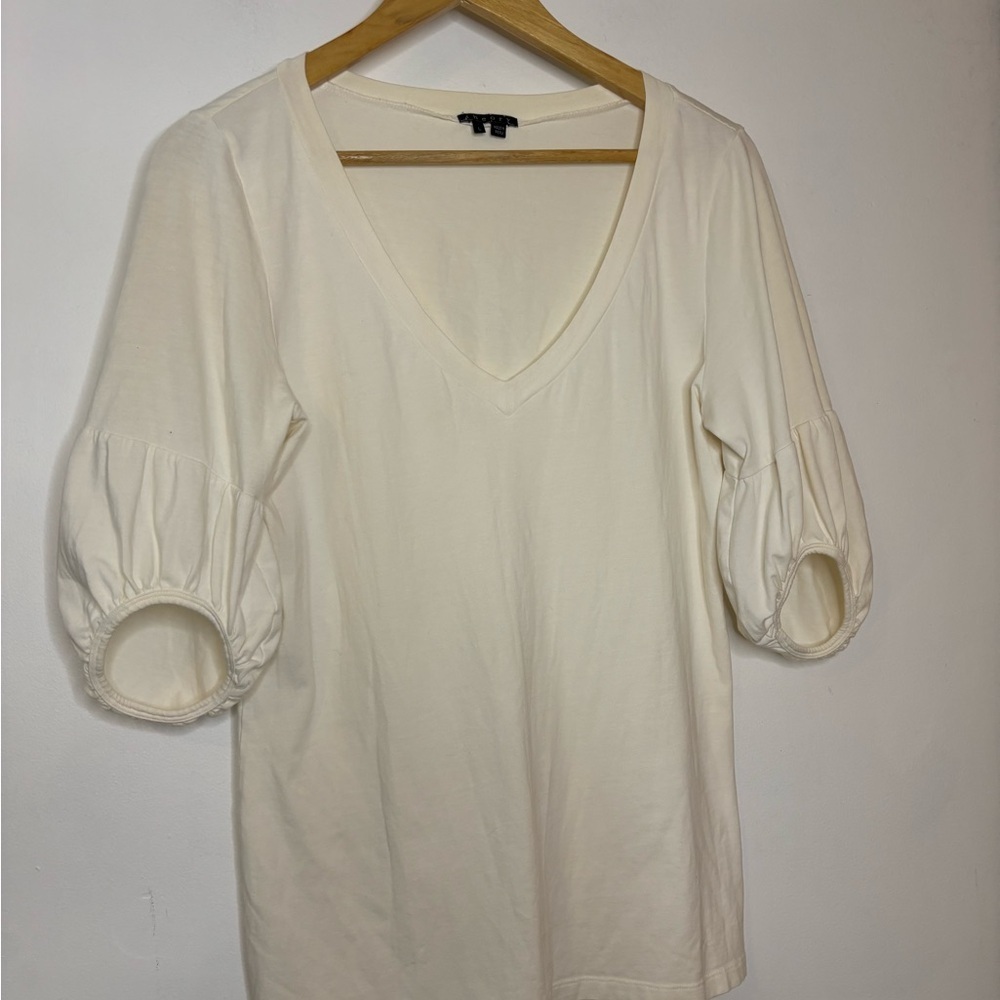 Theory Cream V-Neck Shirt with Puff Sleeves
